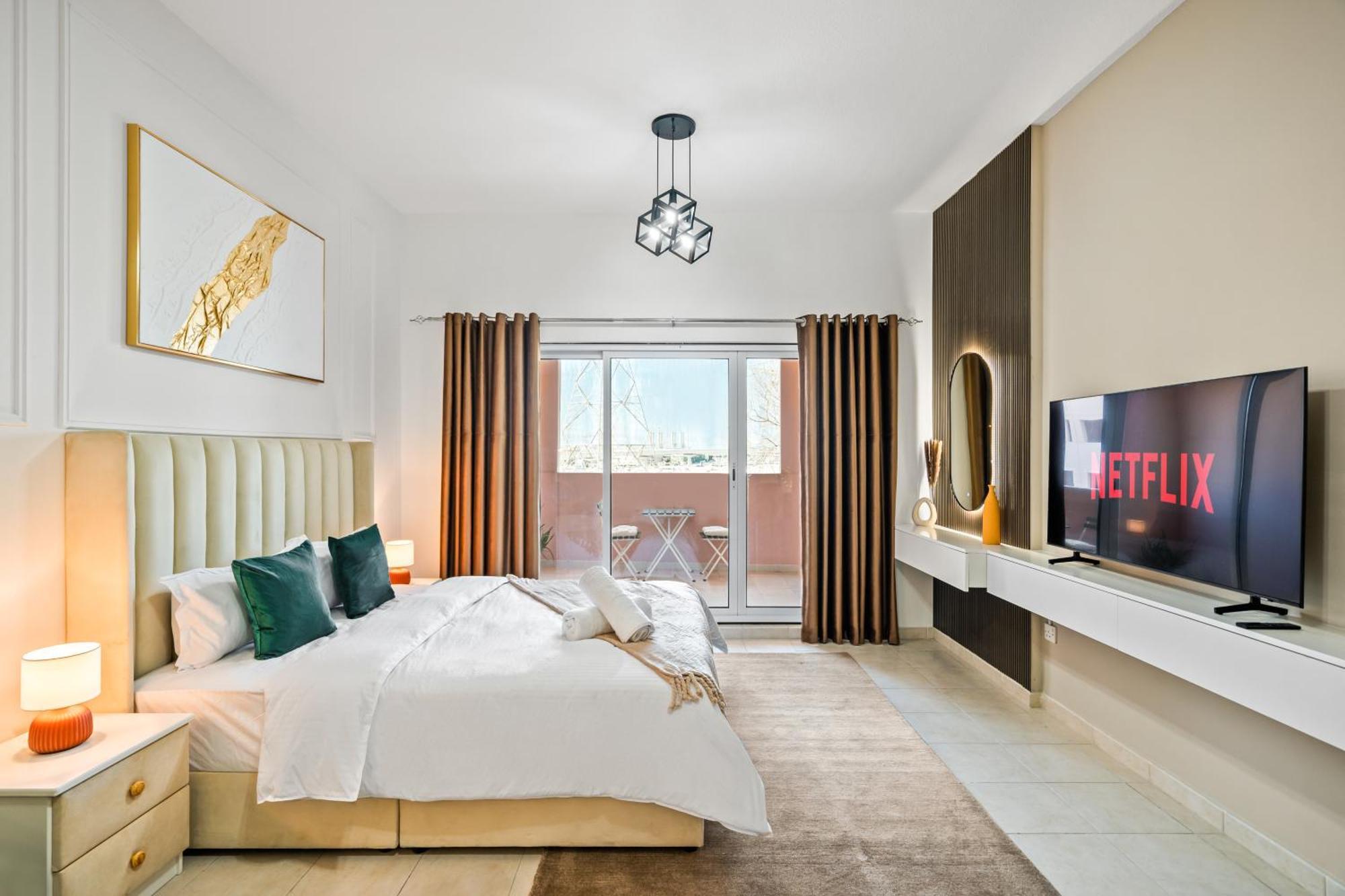 Newly Built Apt-discovery Garden Apartment